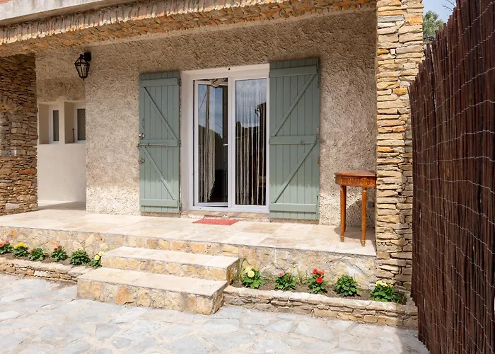 La Family - Sleep In La Ciotat