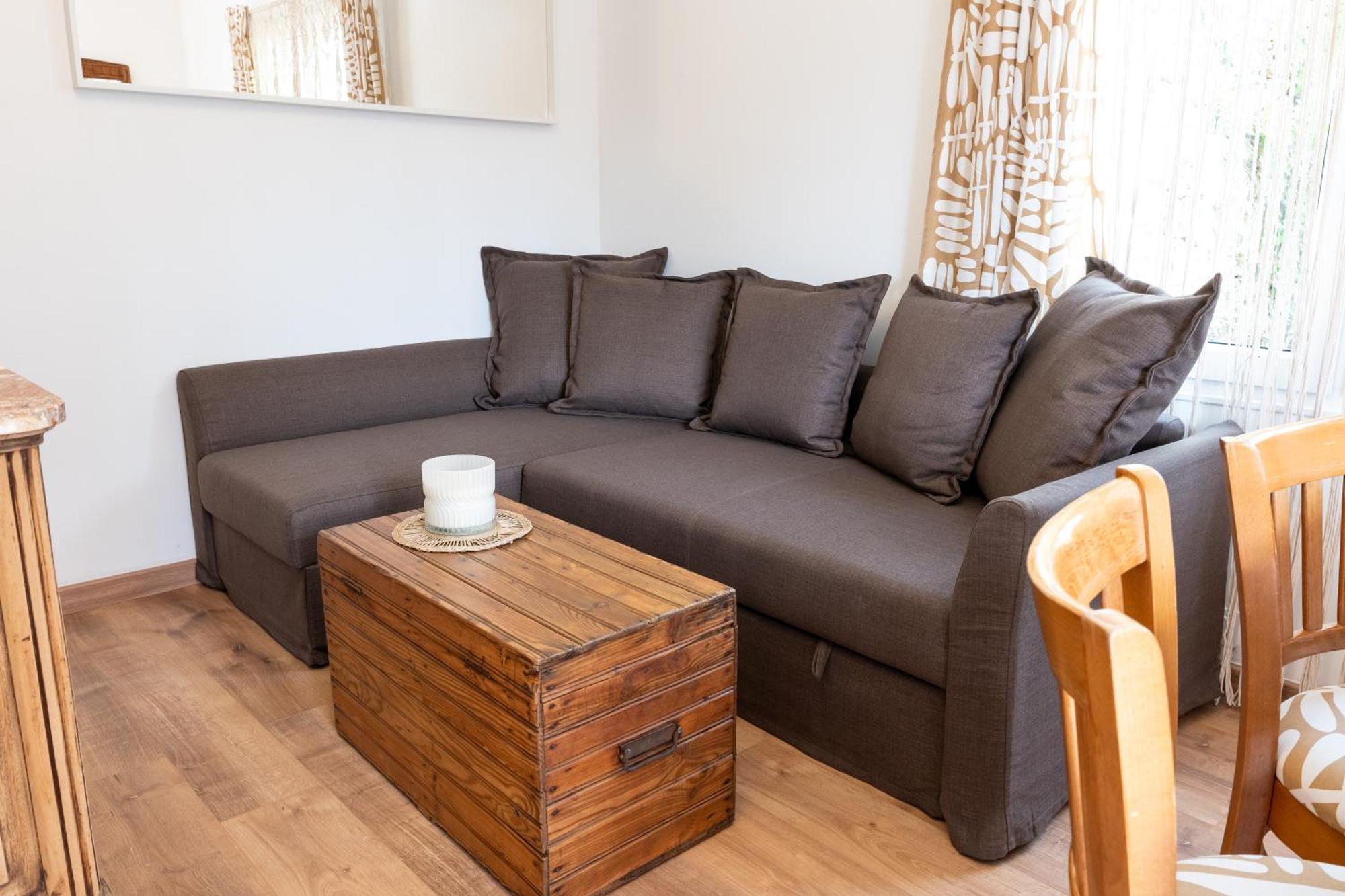 La Family - Sleep In Apartment La Ciotat